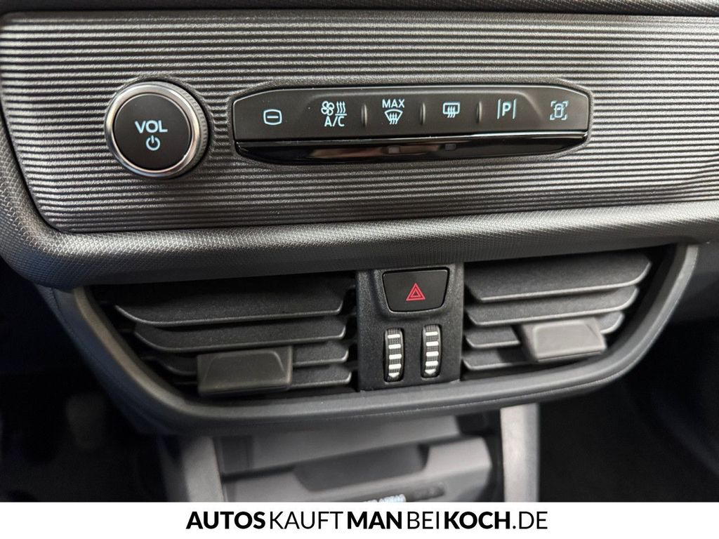 Ford Tourneo Courier 2025