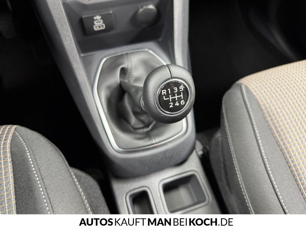 Ford Tourneo Courier 2025