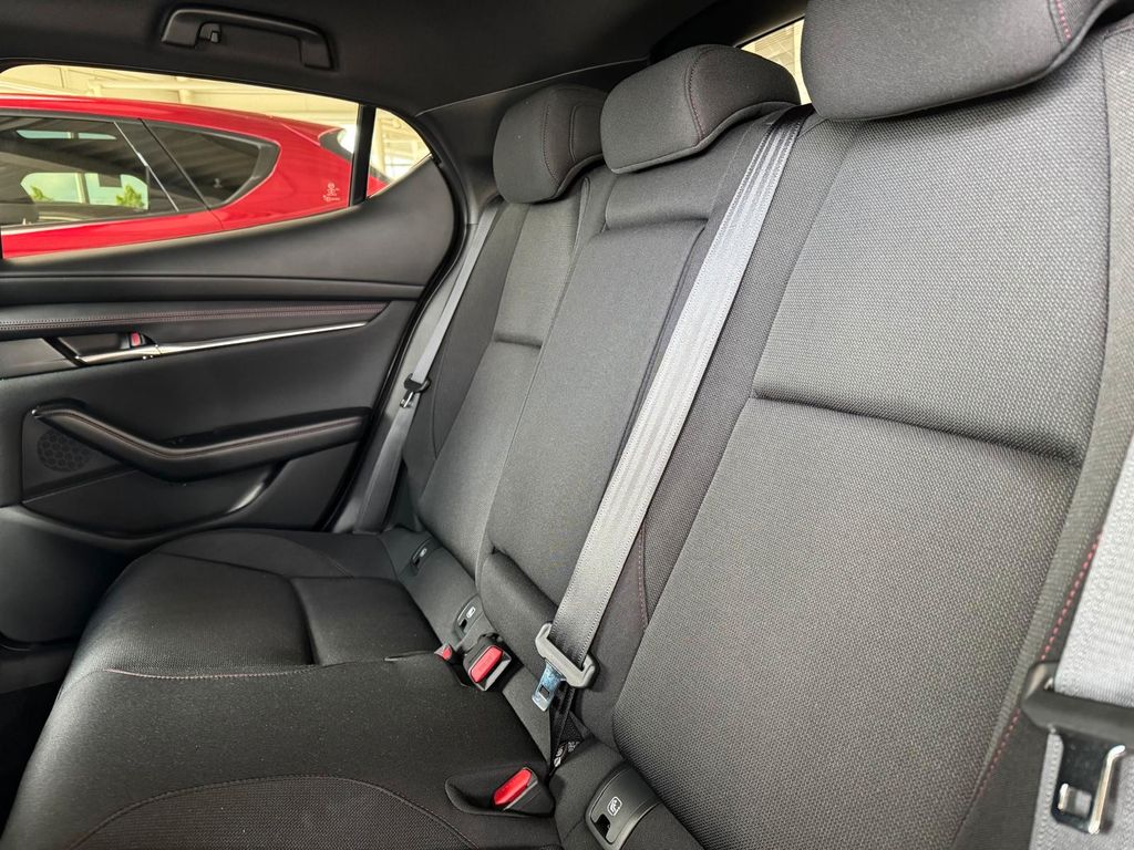 Mazda 3 2025