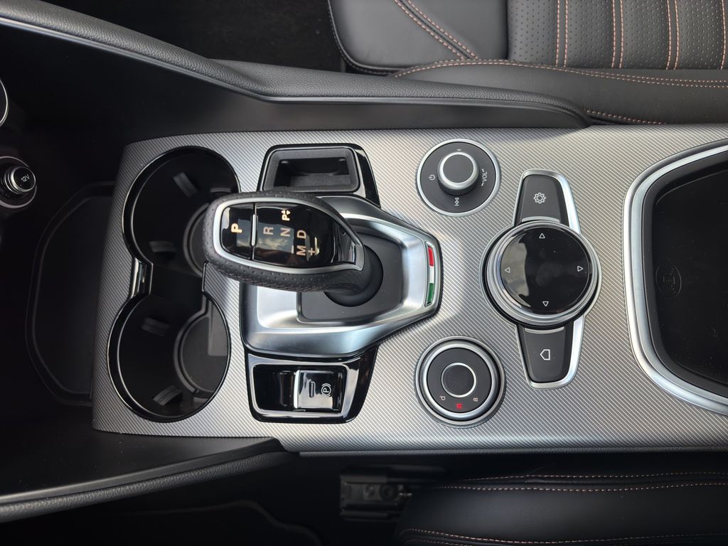 Alfa Romeo Giulia 2025