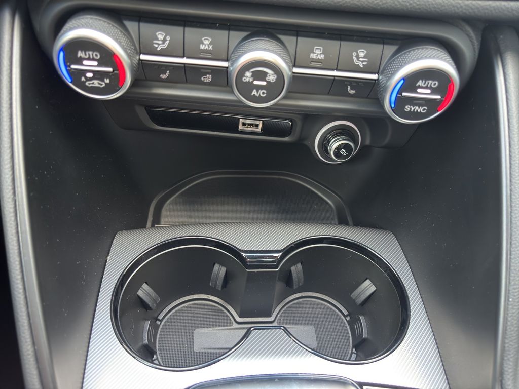 Alfa Romeo Giulia 2025