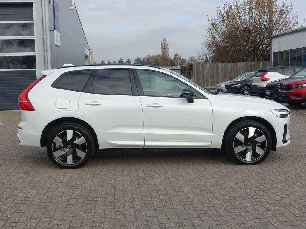 Volvo XC60 2025