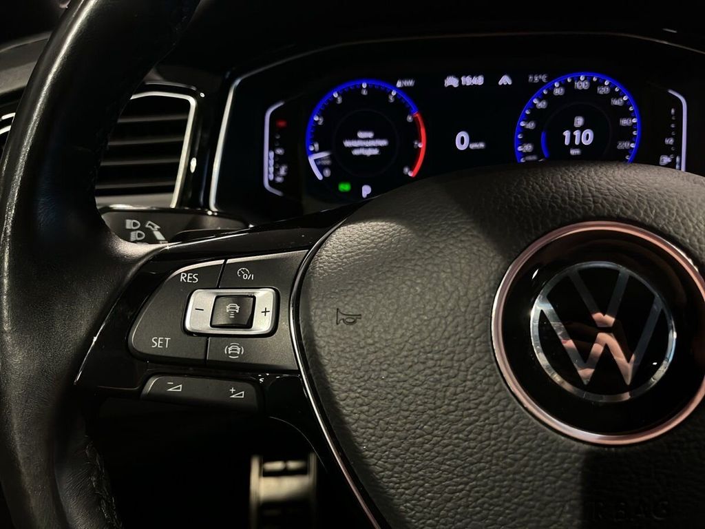 Volkswagen T-Roc 2021