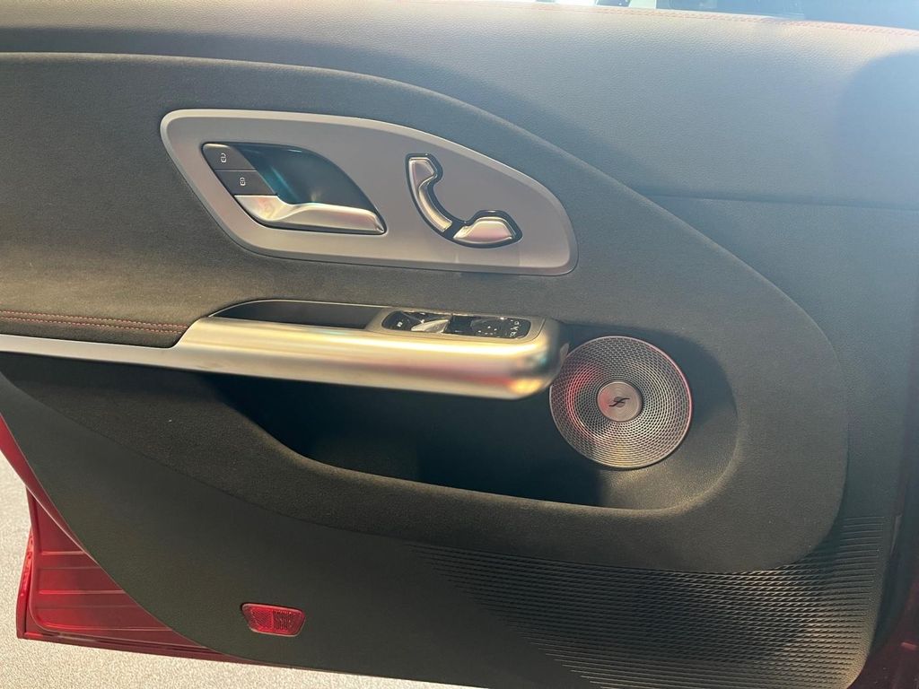 Mercedes-Benz CLA 250 2025