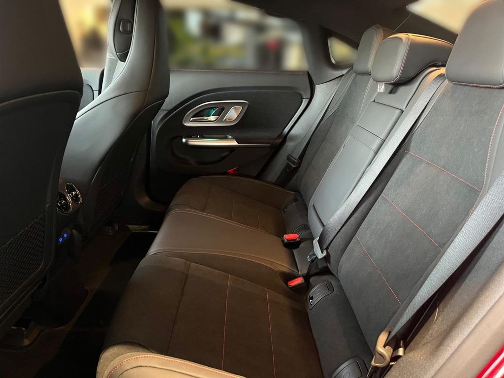 Mercedes-Benz CLA 250 2025