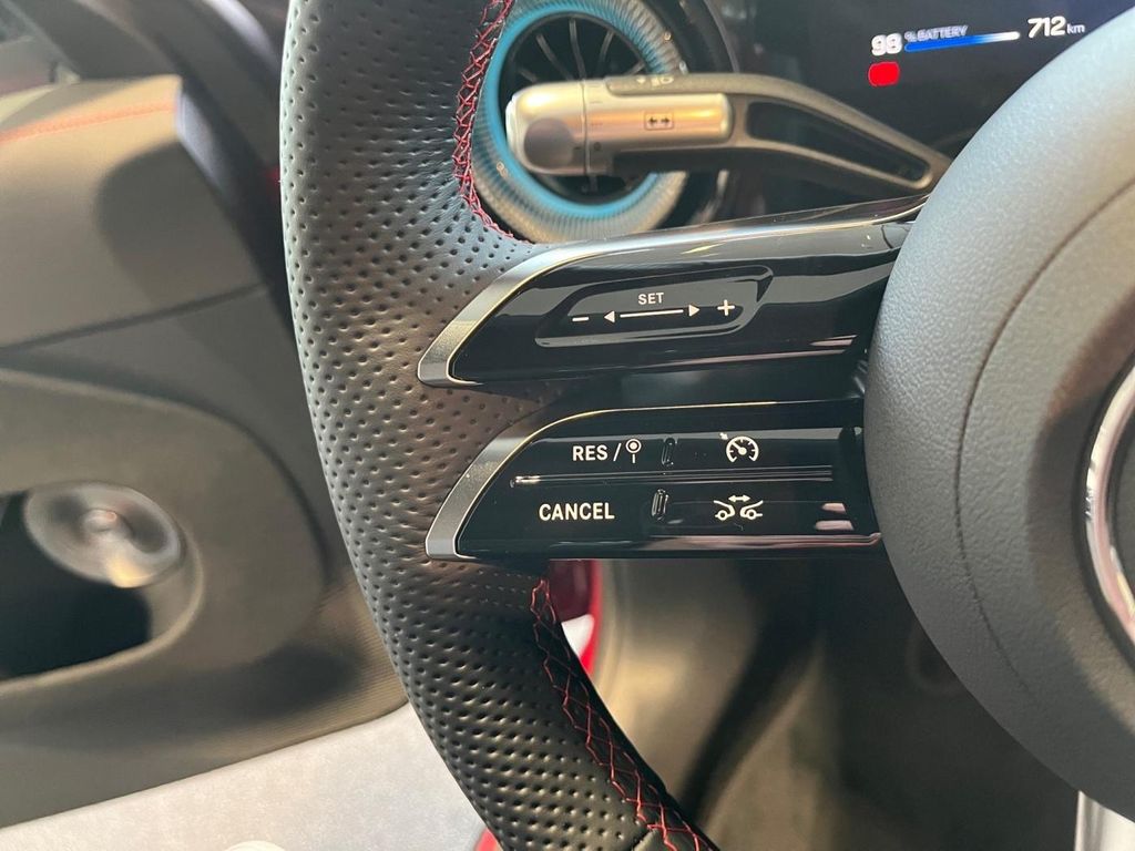 Mercedes-Benz CLA 250 2025