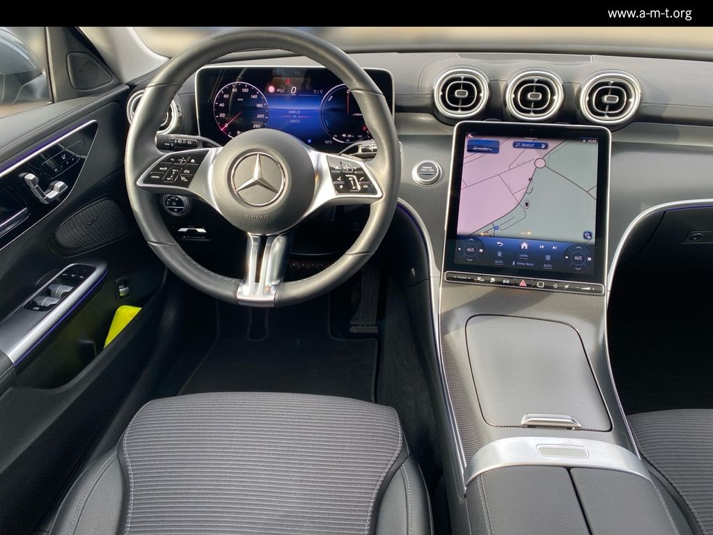 Mercedes-Benz C 300 2024