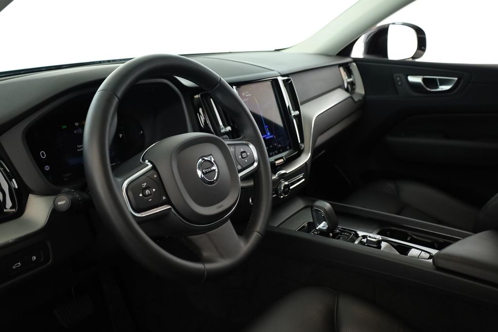 Volvo XC60 2023