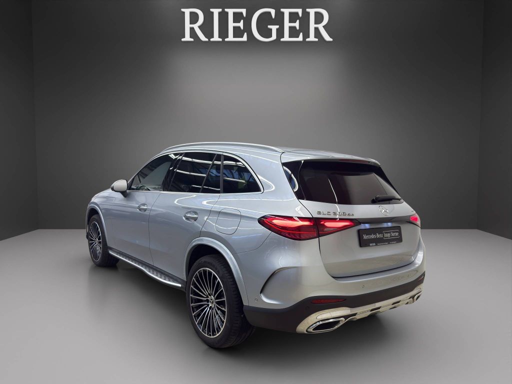 Mercedes-Benz GLC 300 2024