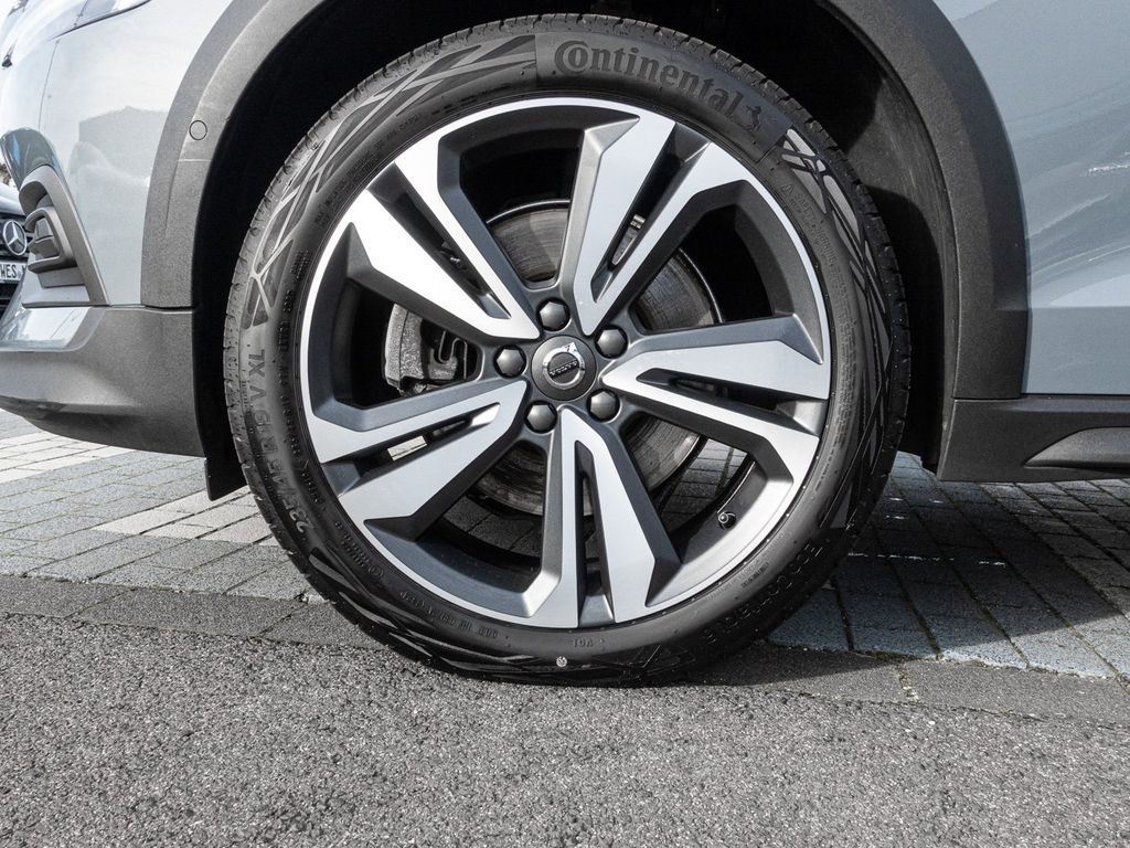 Volvo V60 Cross Country 2023