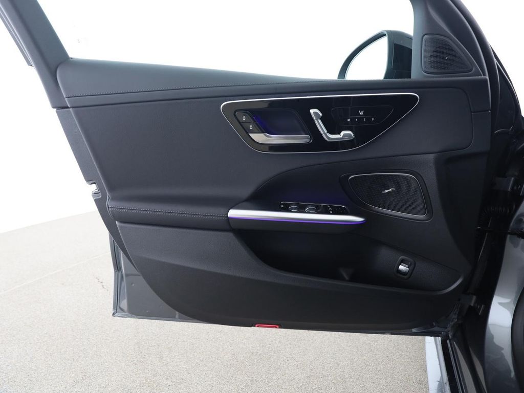 Mercedes-Benz C 220 2025