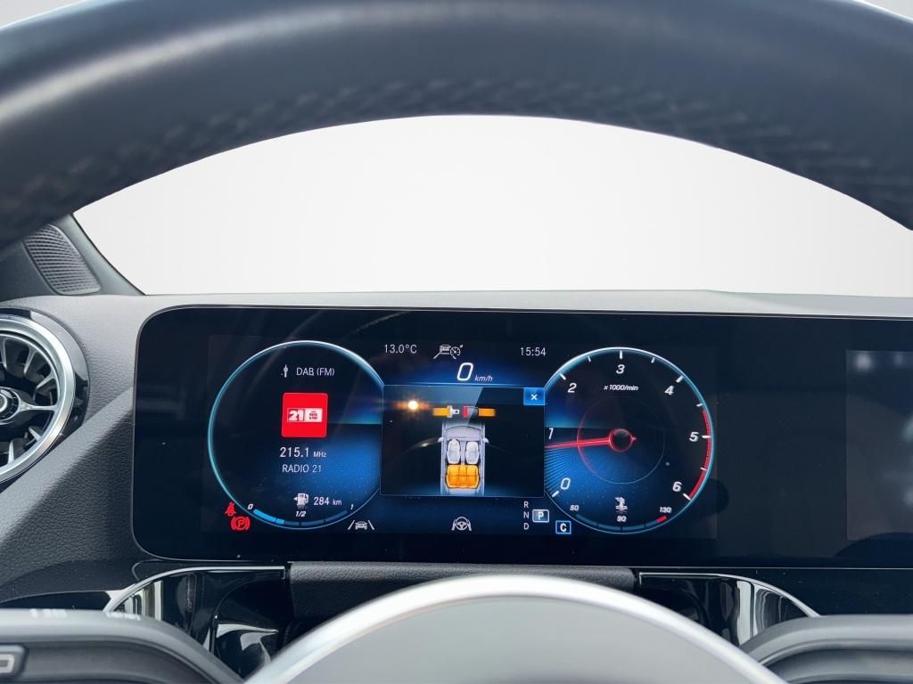 Mercedes-Benz B 220 2022