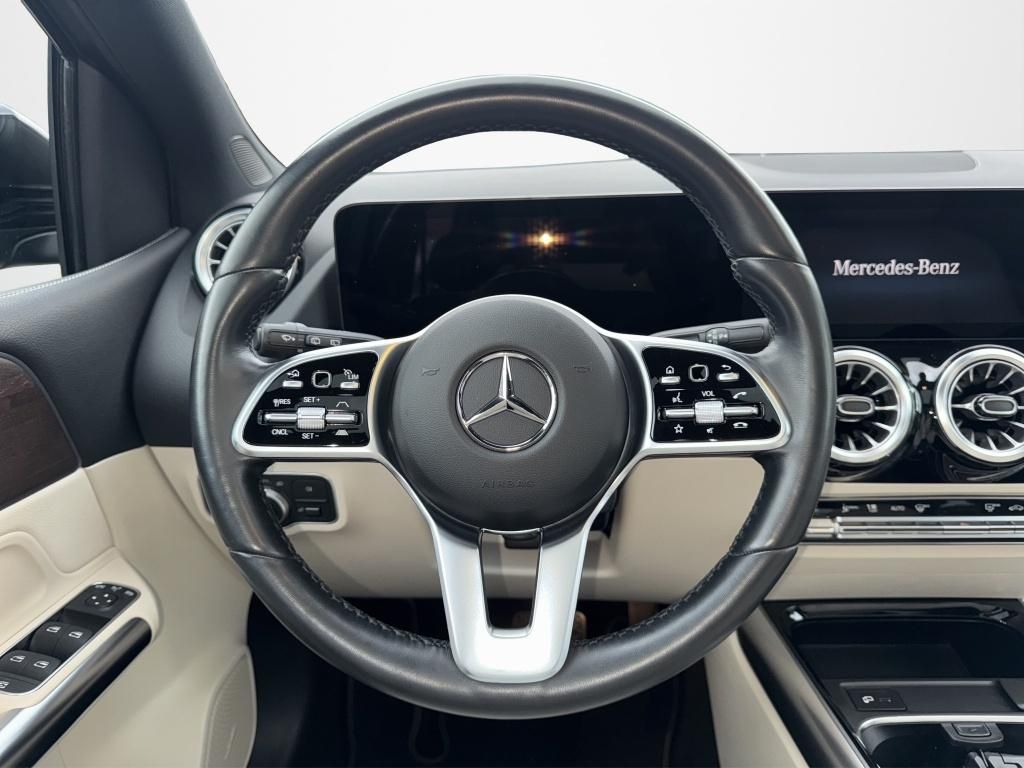 Mercedes-Benz B 220 2022