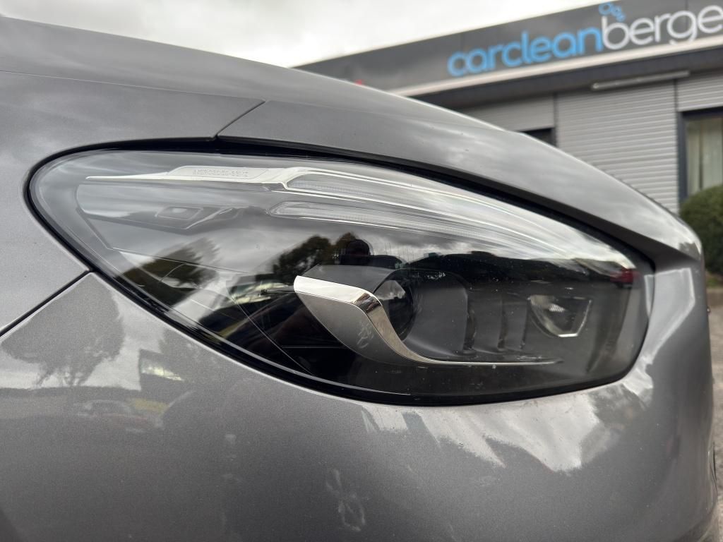 Mercedes-Benz B 220 2022