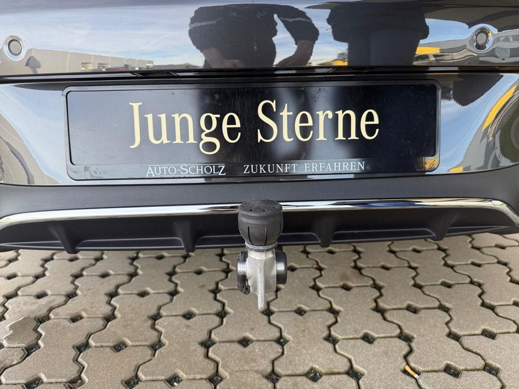 Mercedes-Benz CLE 200 2025