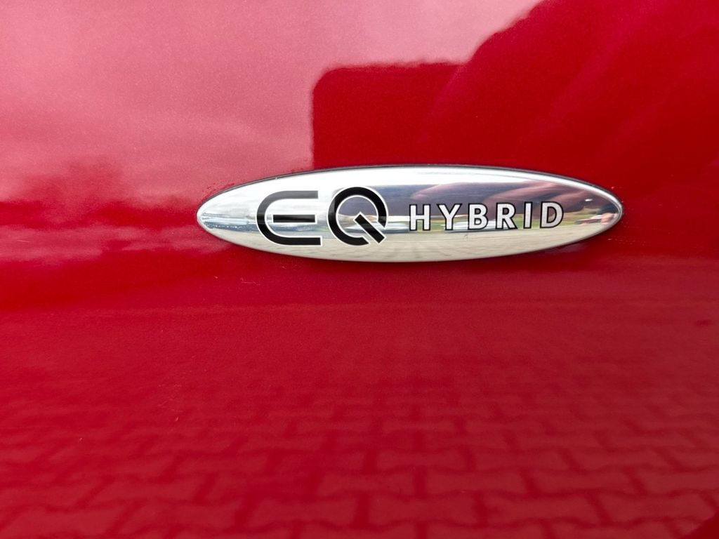 Mercedes-Benz E 300 2025