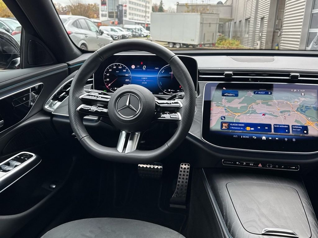 Mercedes-Benz E 300 2025
