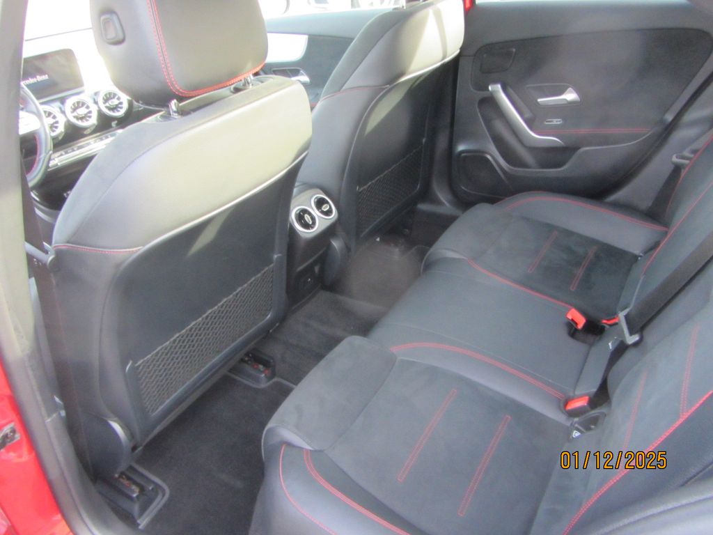 Mercedes-Benz A 250 2021