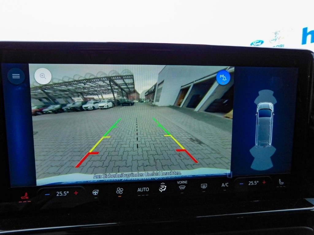 Ford Tourneo Custom 2025