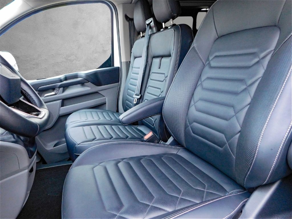 Ford Tourneo Custom 2025