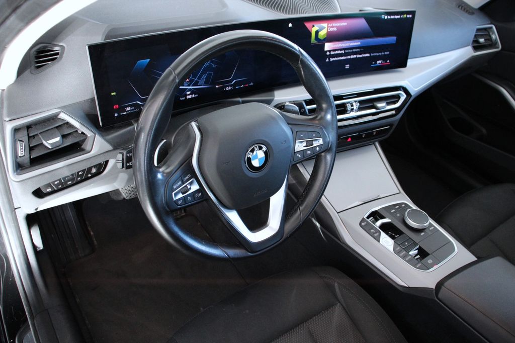 BMW 318 2022