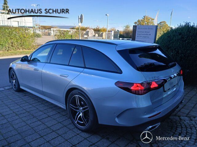 Mercedes-Benz E 220 2025