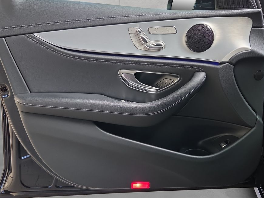 Mercedes-Benz E 300 2021