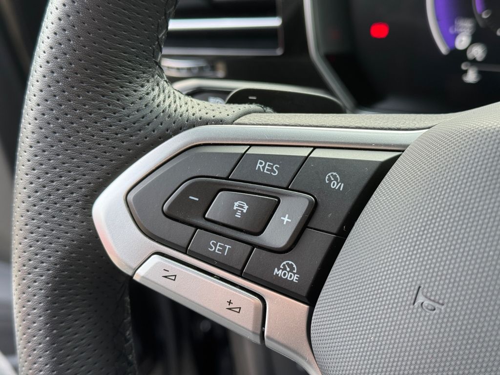 Volkswagen Touareg 2025