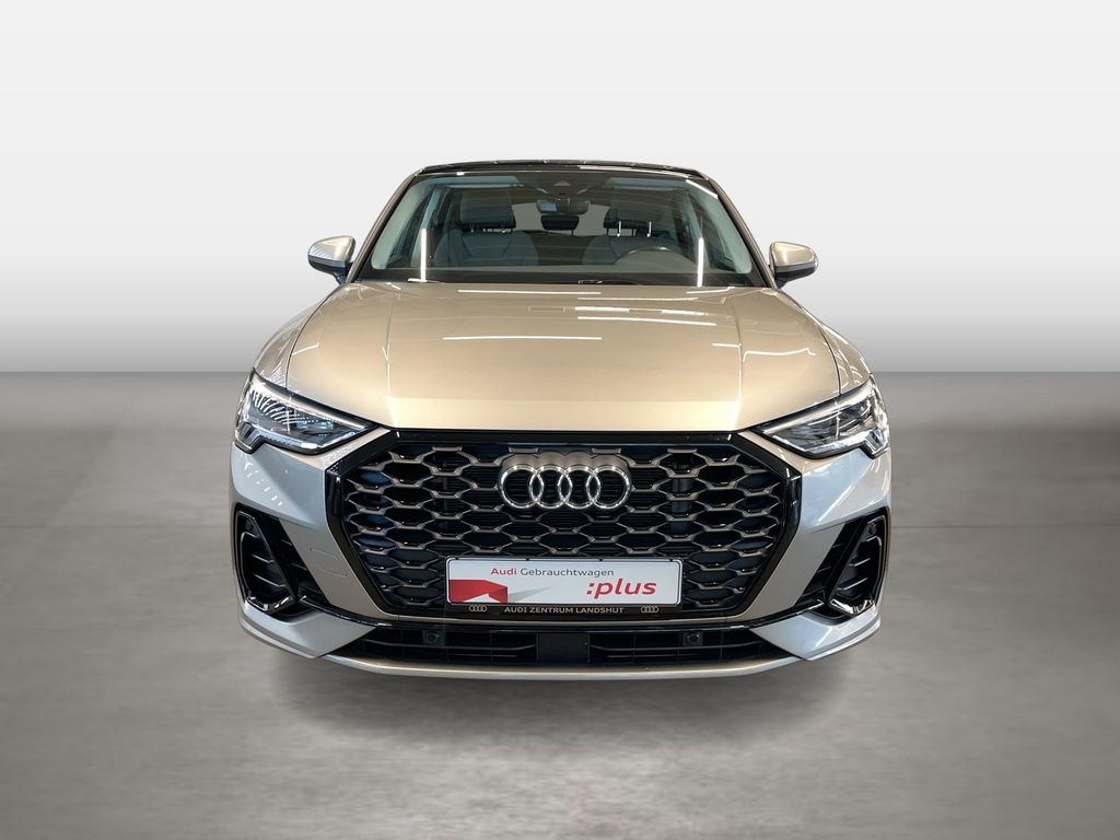 Audi Q3 2021