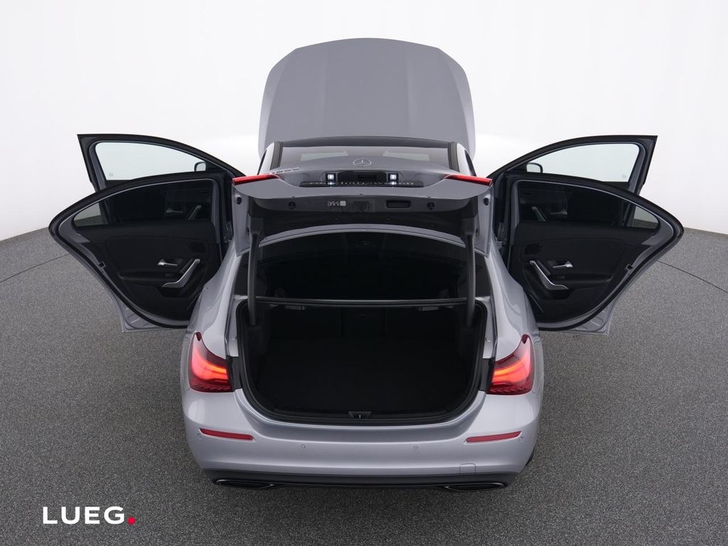 Mercedes-Benz A 180 2025