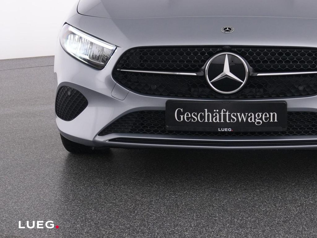 Mercedes-Benz A 180 2025