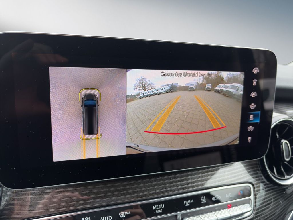 Mercedes-Benz V 300 2024