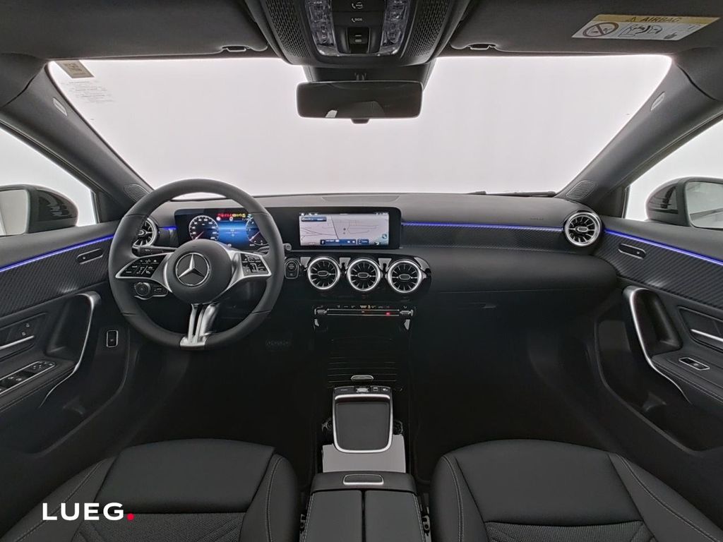 Mercedes-Benz A 180 2025