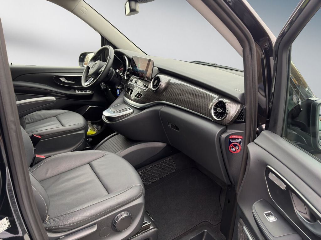 Mercedes-Benz V 300 2024