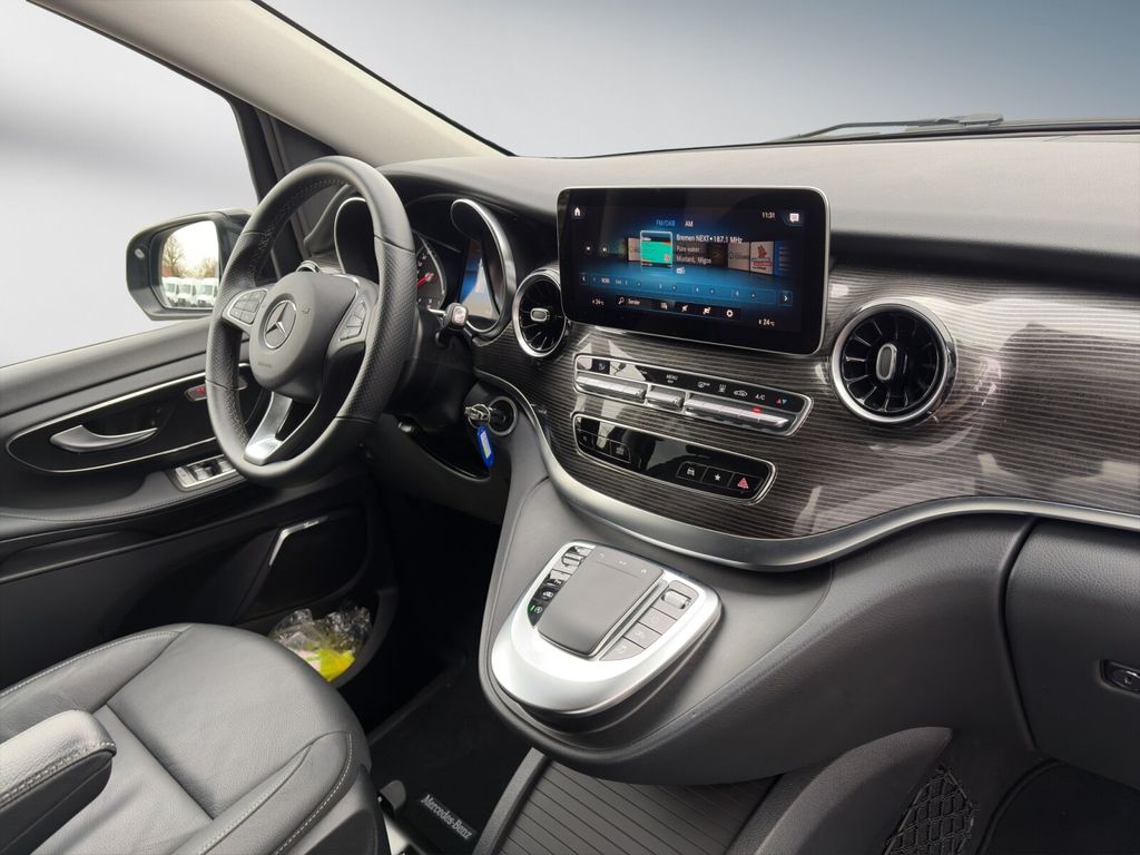 Mercedes-Benz V 300 2024