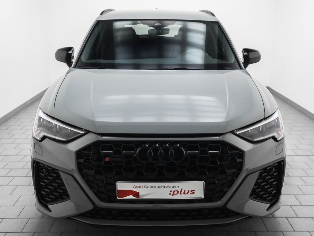 Audi RSQ3 2024