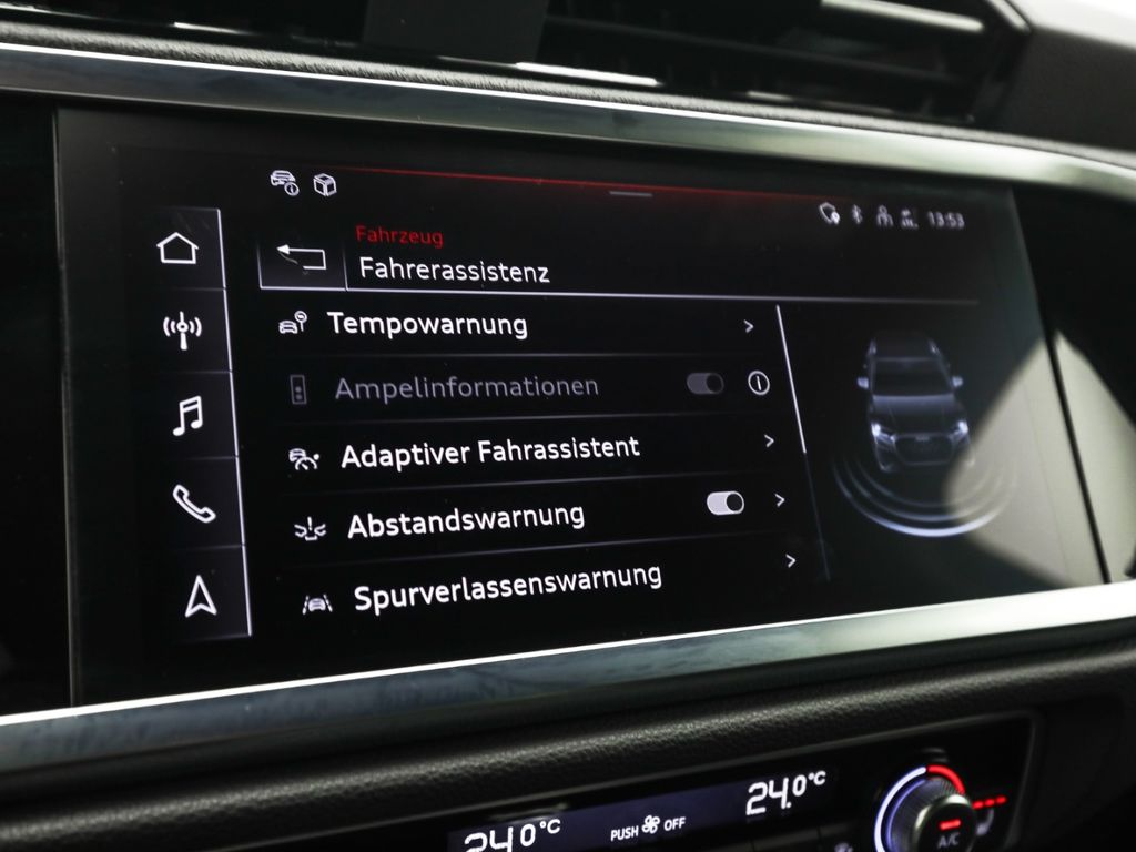 Audi RSQ3 2024