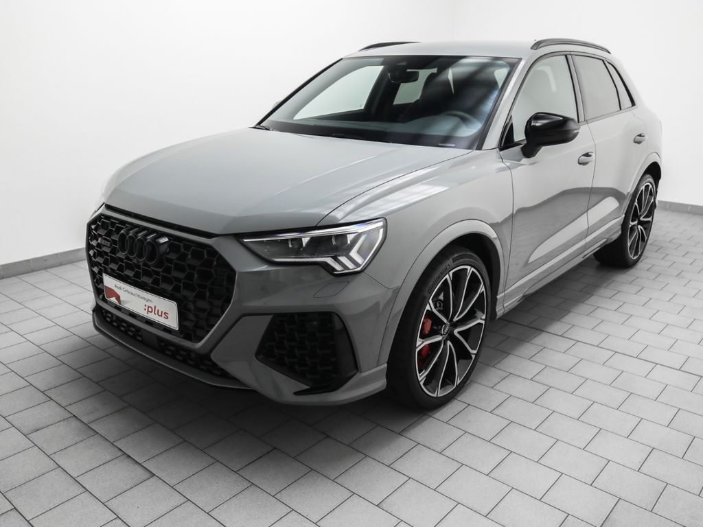 Audi RSQ3 2024