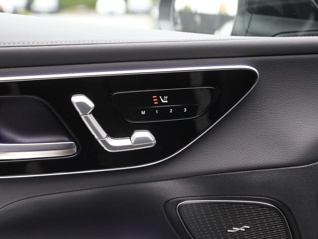 Mercedes-Benz GLC 300 2025