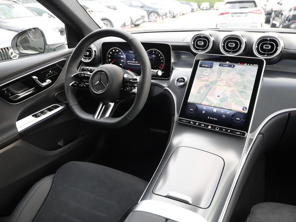 Mercedes-Benz GLC 300 2025