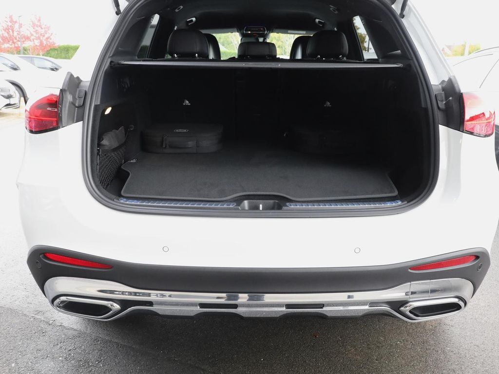 Mercedes-Benz GLC 300 2025