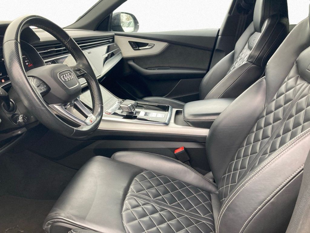Audi SQ8 2022