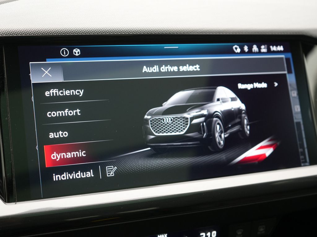 Audi Q4 e-tron 2022