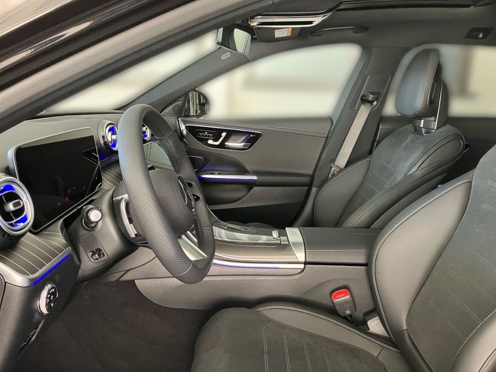 Mercedes-Benz C 300 2025