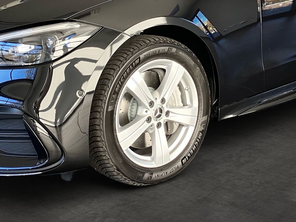 Mercedes-Benz C 300 2025