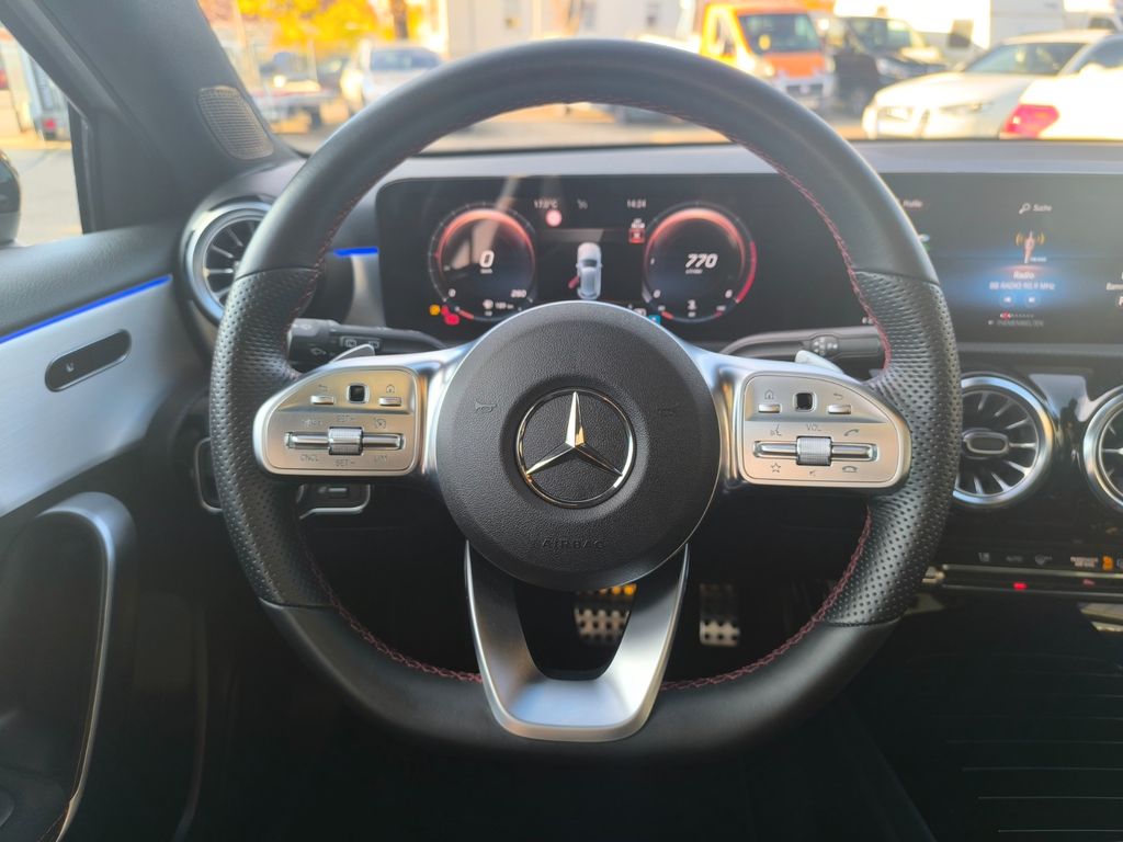 Mercedes-Benz A 200 2023