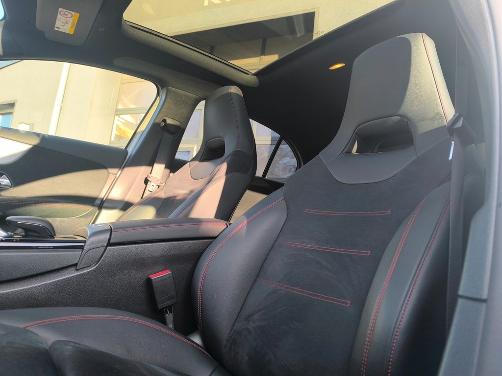 Mercedes-Benz A 200 2023