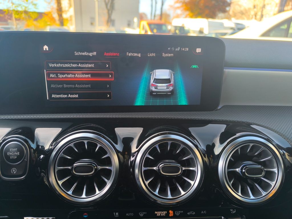 Mercedes-Benz A 200 2023