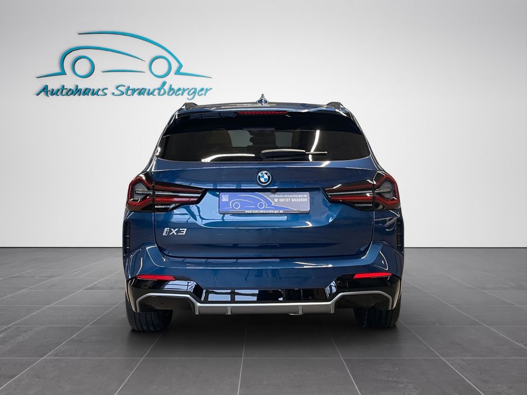 BMW iX3 2023