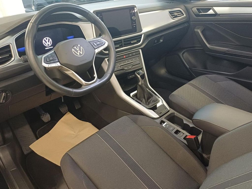 Volkswagen T-Roc 2024